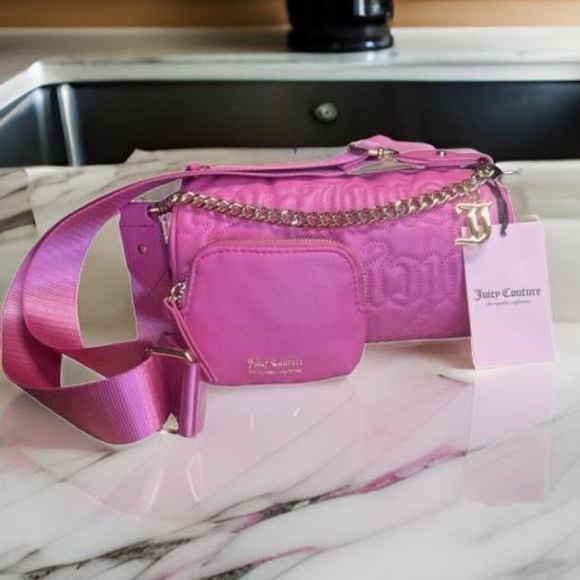 Juicy Couture Handbags - Juicy Couture Los Angeles NWT Juicy Pink Quilted Heart Jelly Roll Bag (P056)